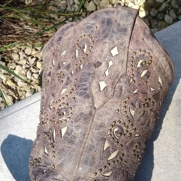 Corral Bone Inlay Studded Boot size 9.5 M - Picture 9 of 14